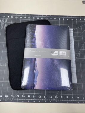NEW Macbook Air 13” A1466/A1369 Case With Keyboard Cover And Carrying Case
